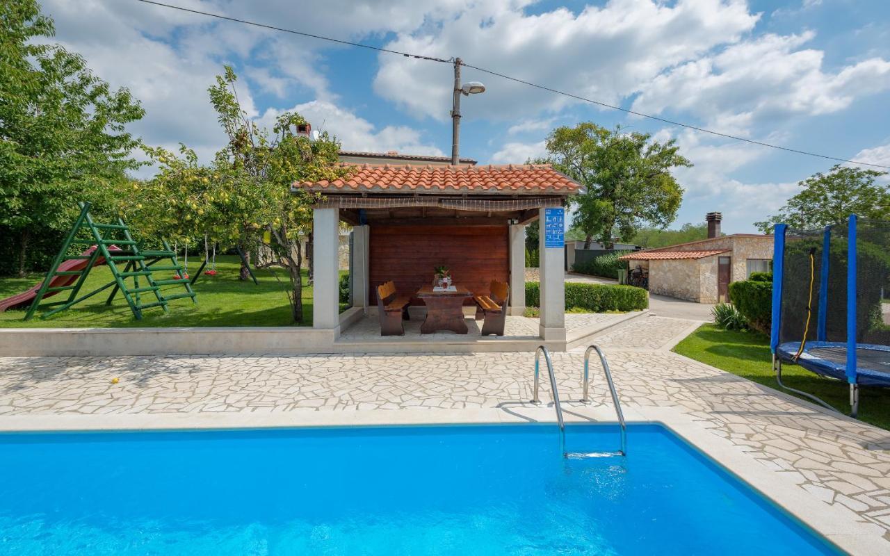 Вилла House Semy With Private Pool Пазин Экстерьер фото